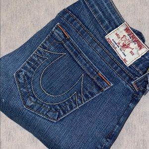 Women’s True Religion skinny/straight jeans